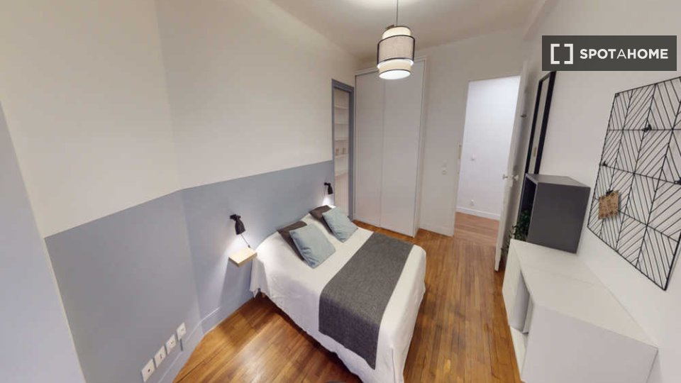 Double room Paris, 3 beds, 60m² — photo 13