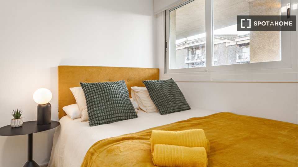 Double room Barcelona, 4 beds, 120m² — photo 12
