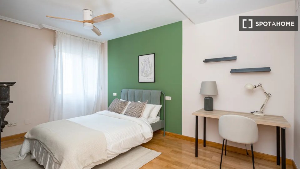 Double room Madrid, 10 beds — photo 4