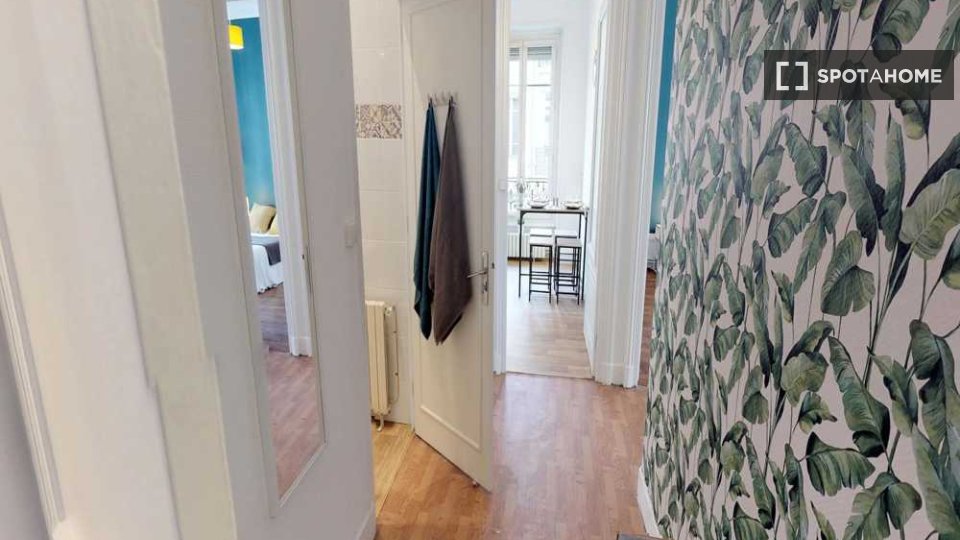 Double room Lyon, 4 beds, 80m² — photo 3