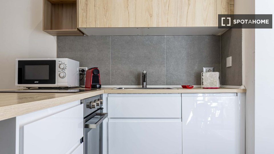 Apartment Rome, 1 bed, 65m² — photo 2