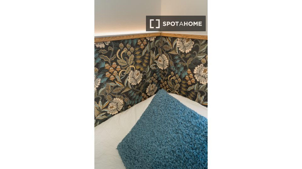 Double room Madrid, 6 beds — photo 17