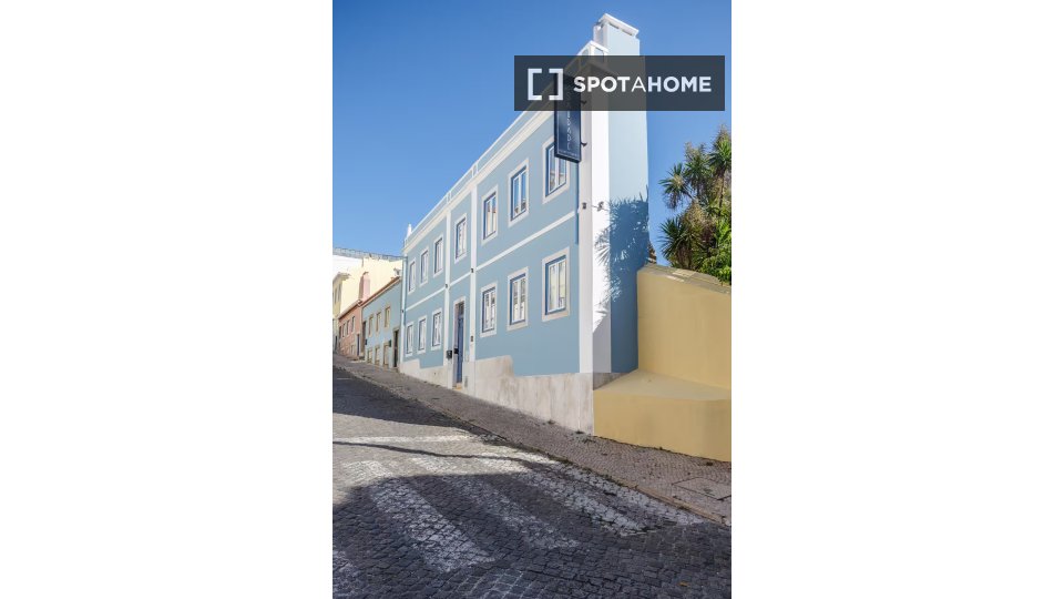 Apartment mono Lisbon — photo 18
