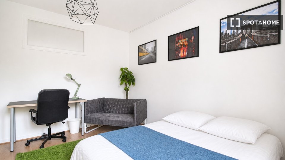 Chambre double Paris, 4 chambres — photo 30