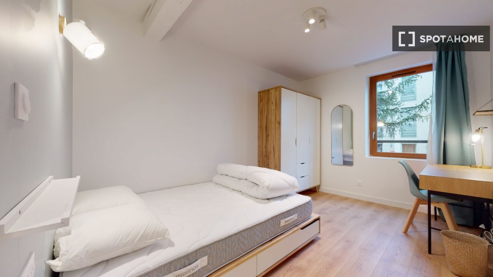 Double room Lyon, 38 beds — photo 80