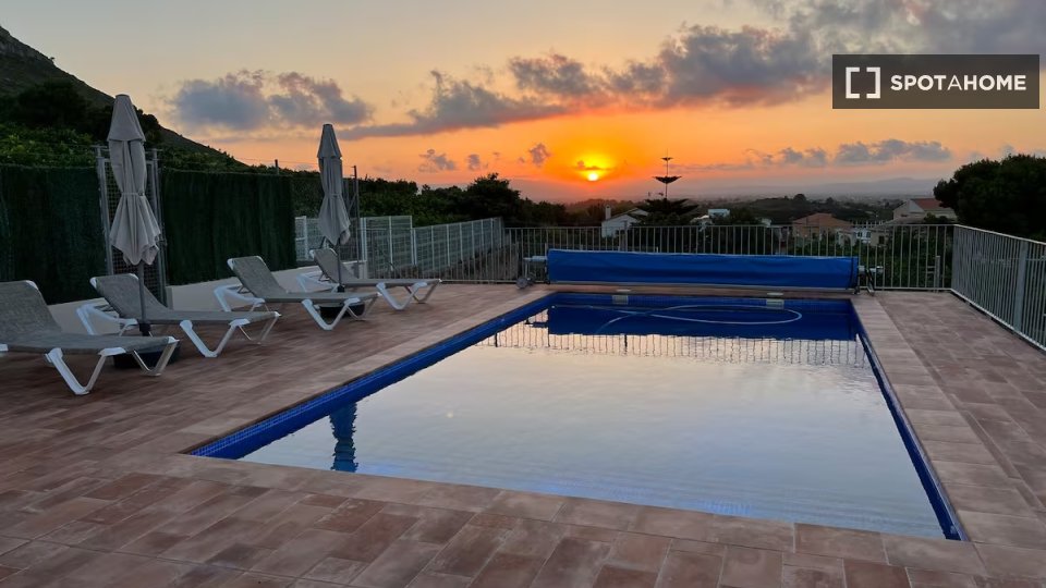 Apartment Valencia, 3 beds, 130m² — photo 8