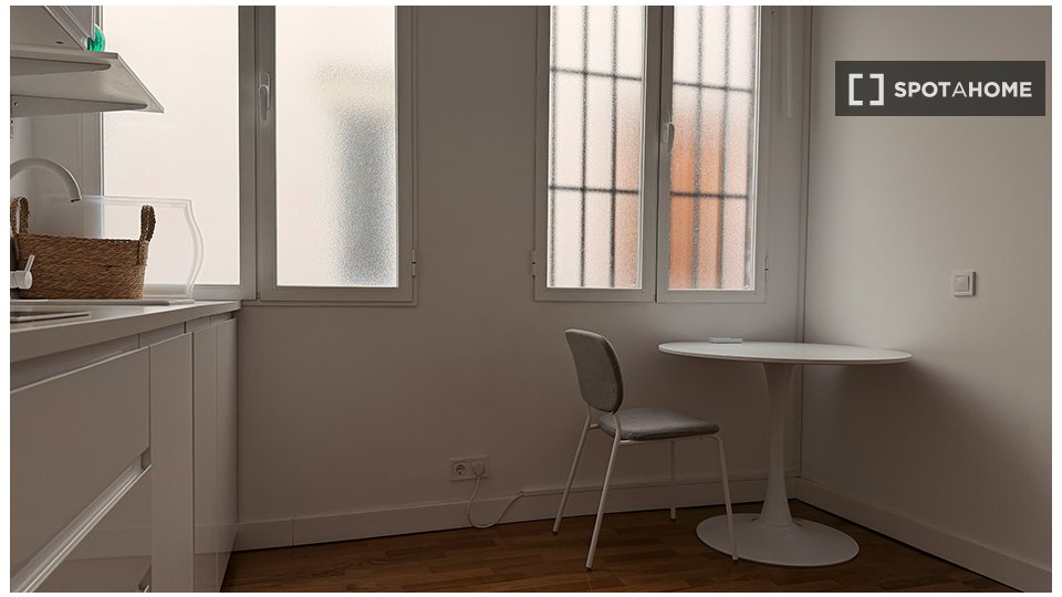Apartment mono Madrid, 35m² — photo 19