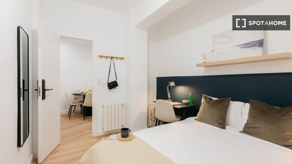 Double room Valencia, 4 beds — photo 19