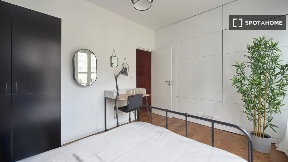 Double room Lisbon, 8 beds — photo 13