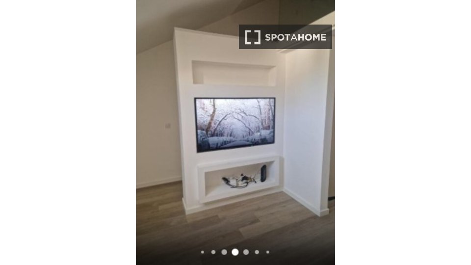 Apartment Lisbon, 2 beds, 80m² — photo 5