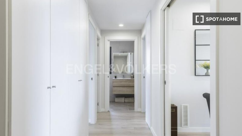 Apartment Barcelona, 3 beds, 100m² — photo 6