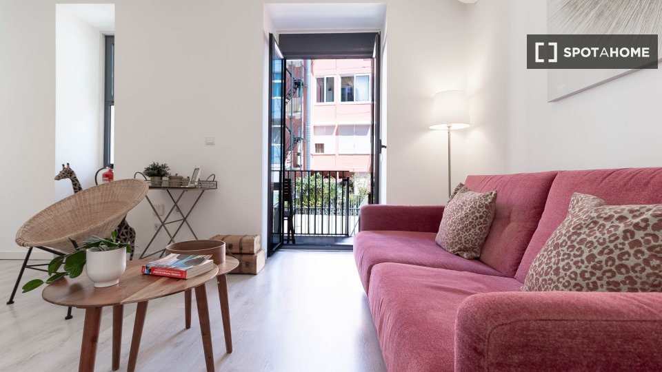 Apartment Lisbon, 2 beds — photo 37