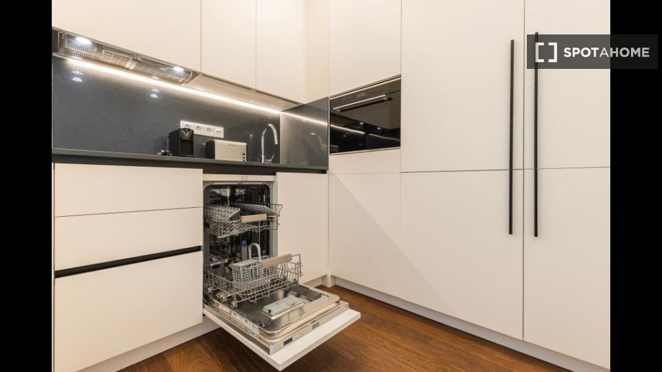 Apartment Lisbon, 1 bed — photo 19