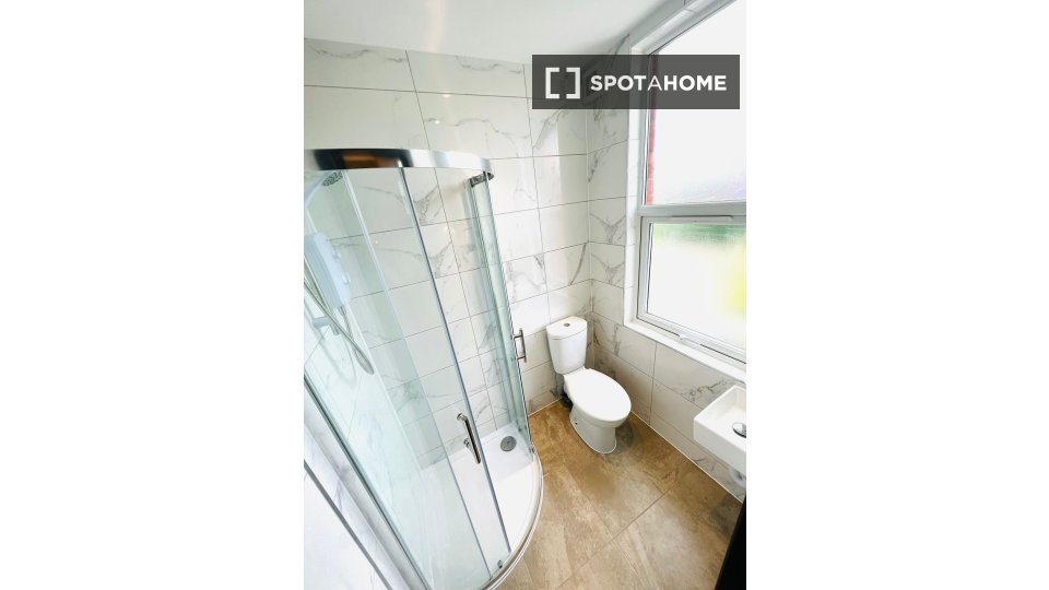 Studio apartment for rent in Lewisham, London (ref 962941) Spotahome