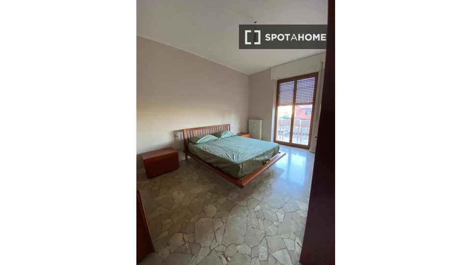 Double room Milan, 2 beds, 100m² — photo 12