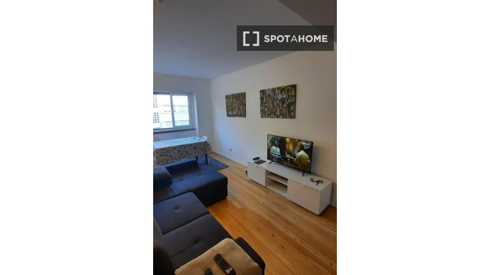 Apartment Lisbon, 2 beds — photo 8