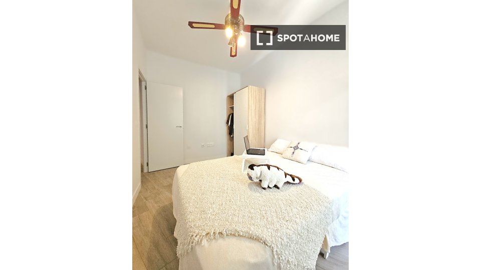 Apartment Madrid, 4 beds, 105m² — photo 6