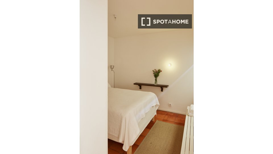 Apartment Lisbon, 1 bed — photo 10