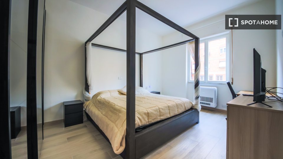 Double room Rome, 2 beds, 70m² — photo 7