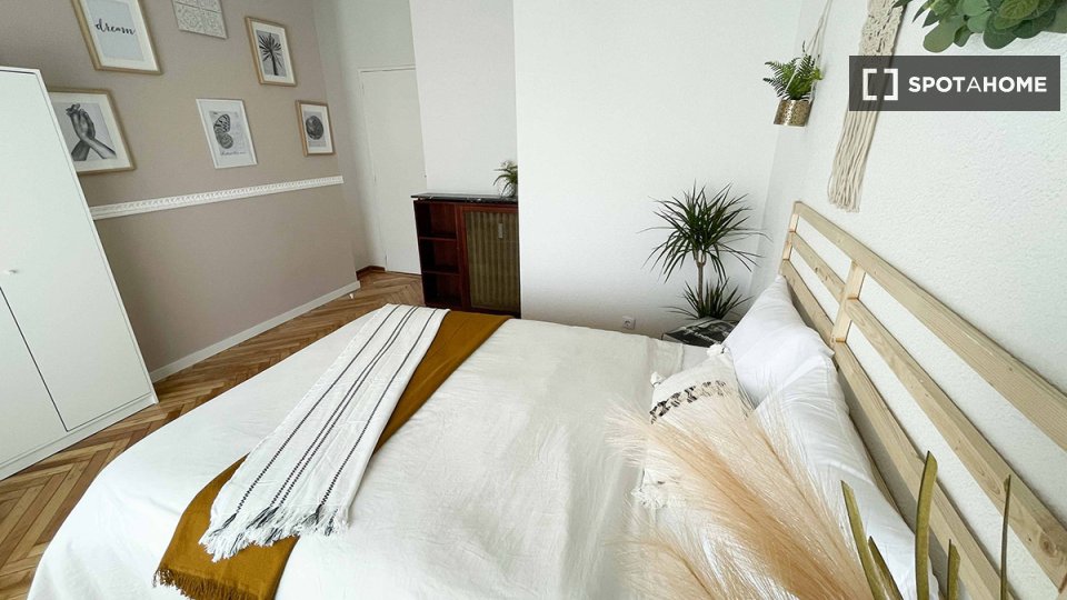 Double room Madrid, 7 beds — photo 14