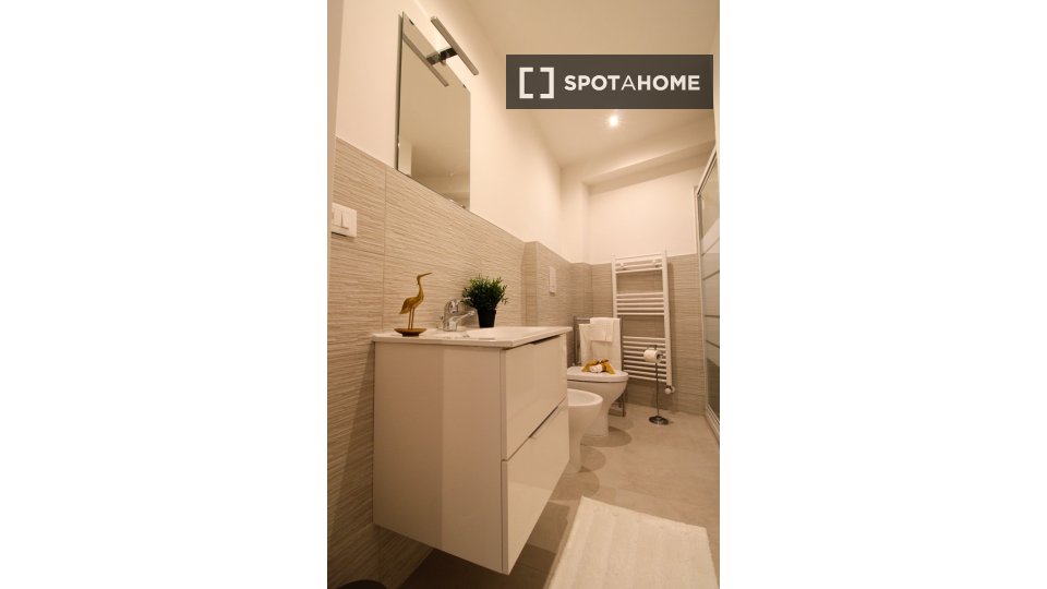 Double room Bologna, 7 beds — photo 5