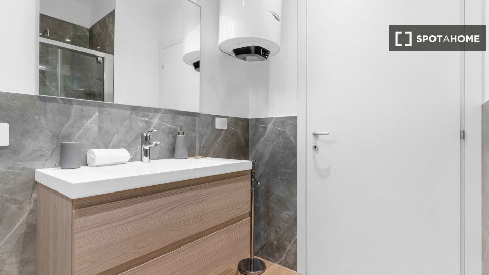 Apartment Milan, 2 beds, 80m² — photo 19