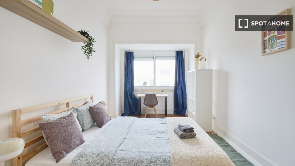 Double room Lisbon, 10 beds — photo 41