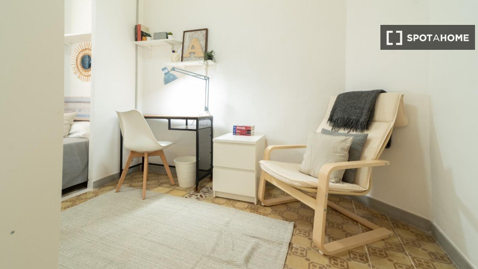 Habitación doble Barcelona, 5 habitaciones — foto 11