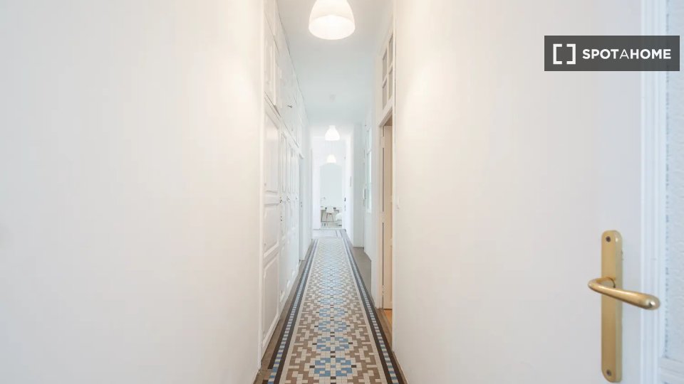 Double room Valencia, 5 beds — photo 3