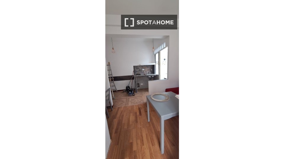 Apartment Rome, 1 bed — photo 14