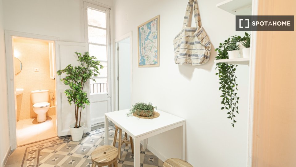 Habitación doble Barcelona, 5 habitaciones — foto 8