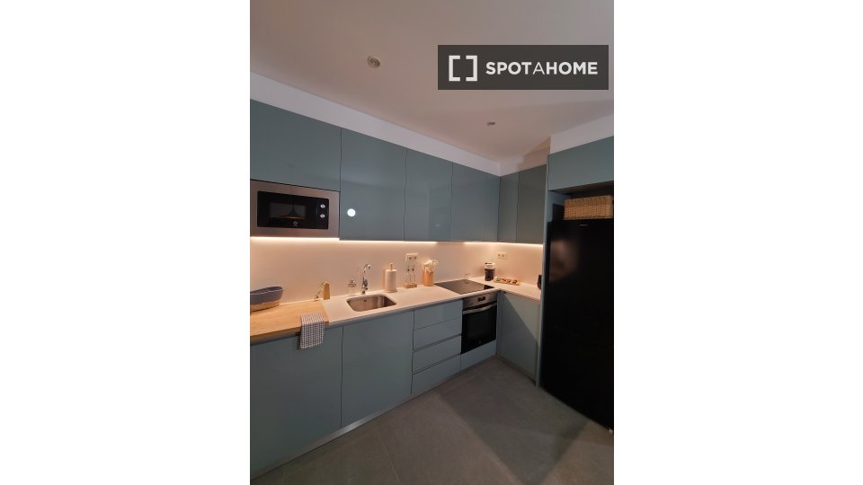 Double room Barcelona, 4 beds, 90m² — photo 1