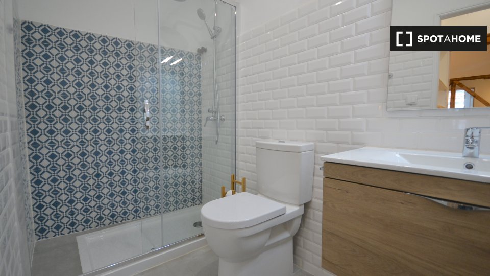 Apartment mono Lisbon — photo 12