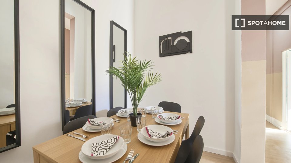 Double room Lisbon, 9 beds — photo 10