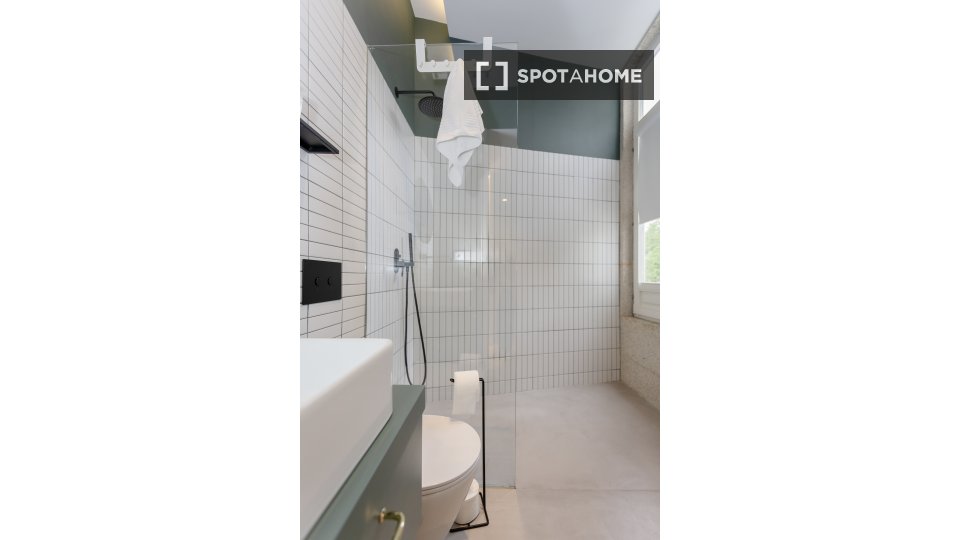 Apartment Porto, 2 beds, 130m² — photo 14