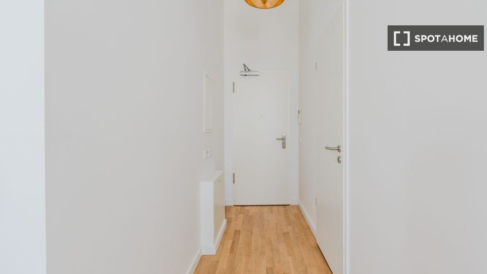 Apartment mono Berlin — photo 39