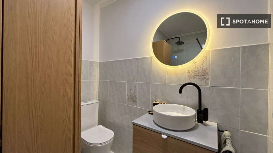 Double room Barcelona, 4 beds, 85m² — photo 1
