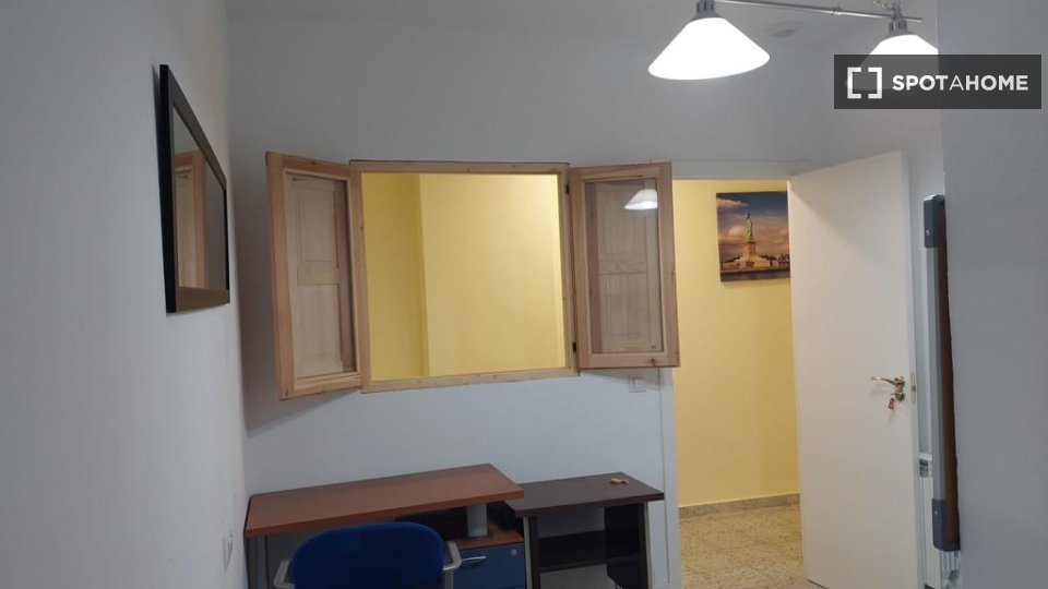 Double room Madrid, 9 beds — photo 2