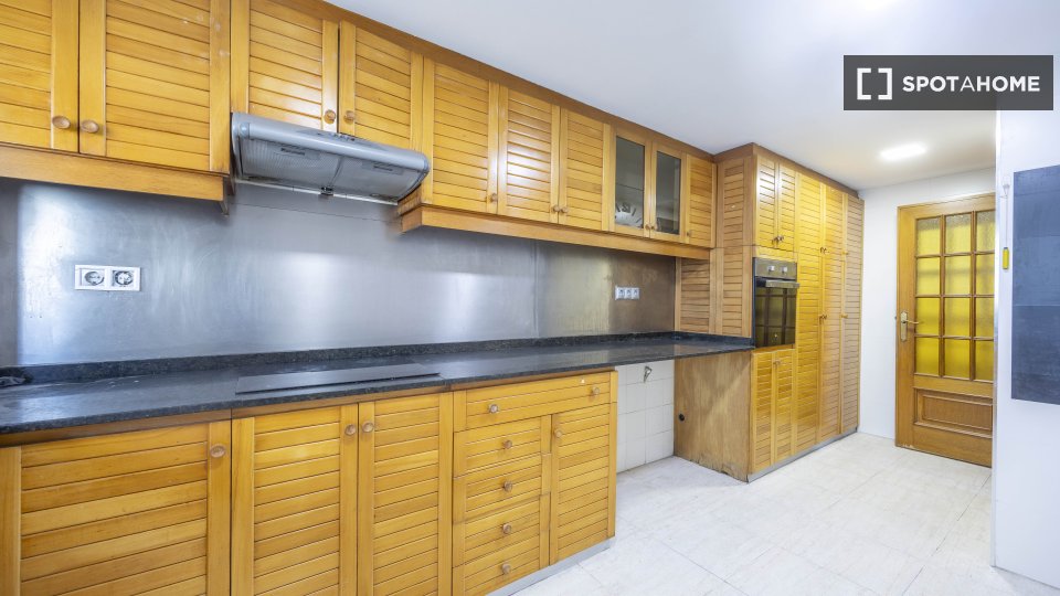 Chambre double Valence, 5 chambres, 130m² — photo 19