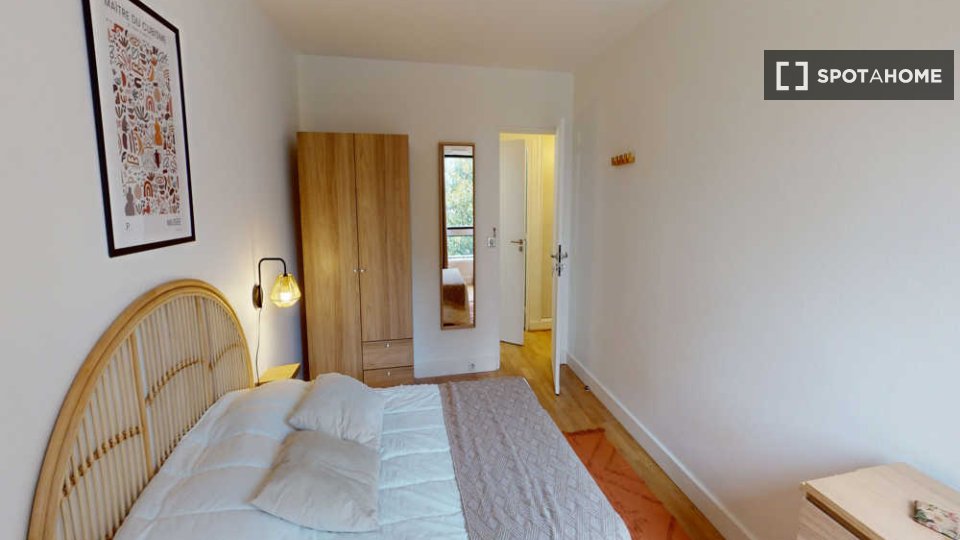 Double room Paris, 5 beds, 120m² — photo 5