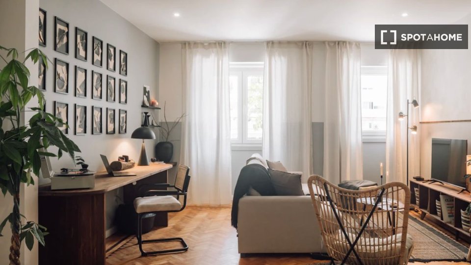 Apartment Lisbon, 2 beds — photo 10