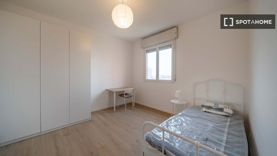 Double room Milan, 1 bed — photo 11