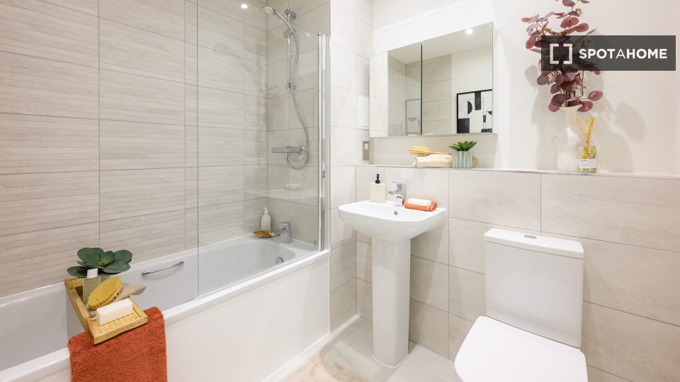 Apartment London, 3 beds, 103m² — photo 9