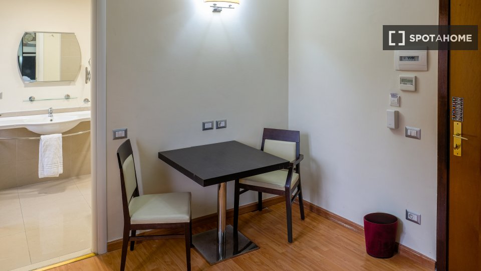 Double room Rome, 20 beds — photo 7