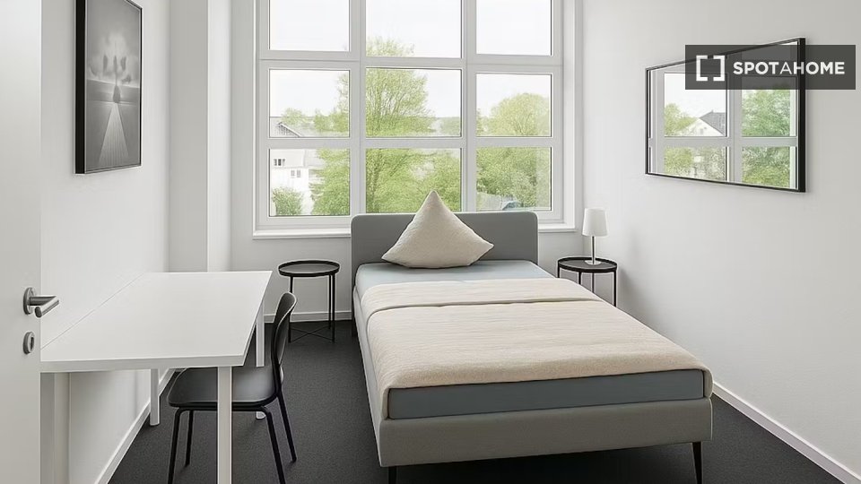 Double room Munich, 2 beds — photo 1