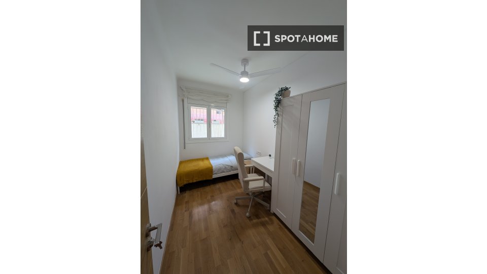 Camera doppia Barcellona, 4 camere, 84m² — foto 10