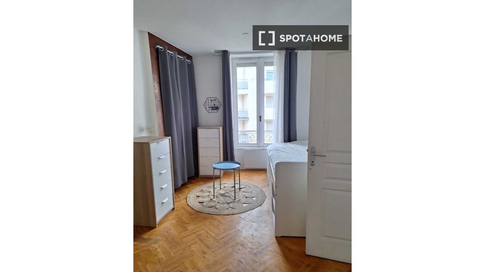 Camera doppia Lione, 3 camere, 80m² — foto 27