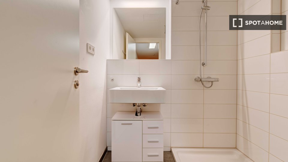 Double room Berlin, 1 bed, 53m² — photo 8