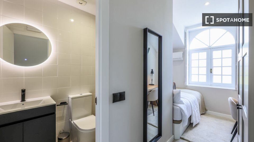 Apartment Madrid, 5 beds — photo 2
