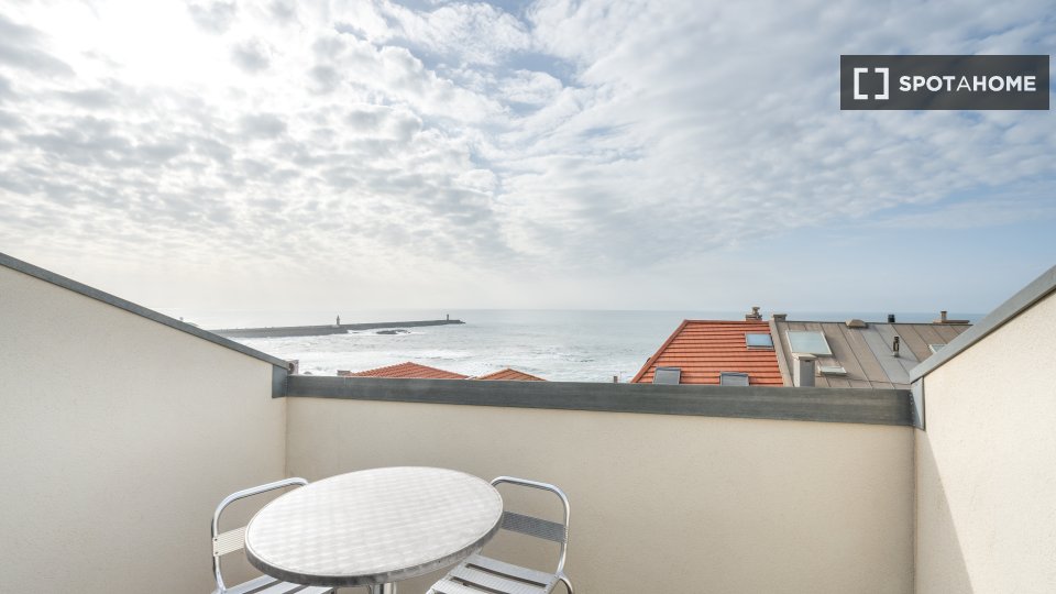 Apartment Porto, 1 bed, 64m² — photo 31